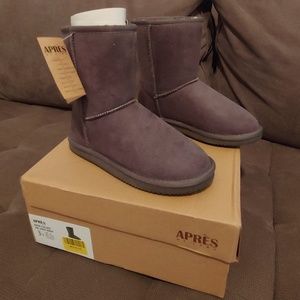 LAMO Apres Grey Boots for Youth - NEW!